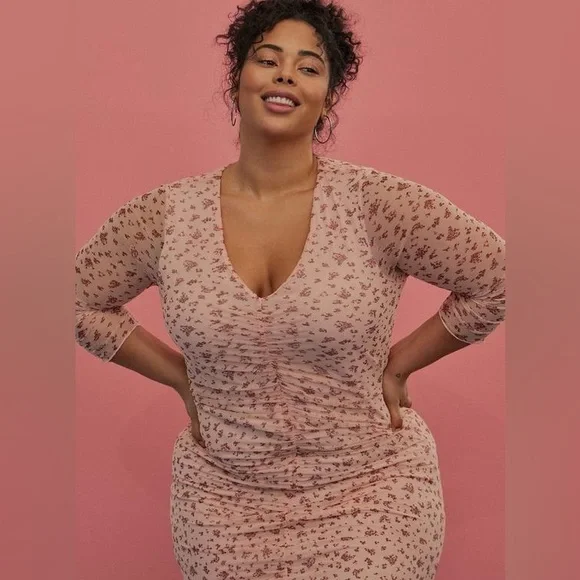 Torrid Festi Mini Mesh Bodycon Dress - Picture 4 of 8